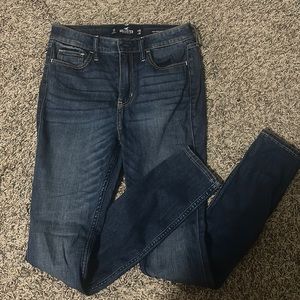 Hollister High-Rise Super Skinny Blue Jeans